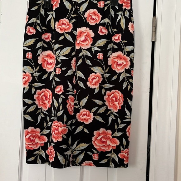 NYCC• Pull-On Pencil Skirt Floral Retro Women’s Size Medium EUC - Picture 4 of 15